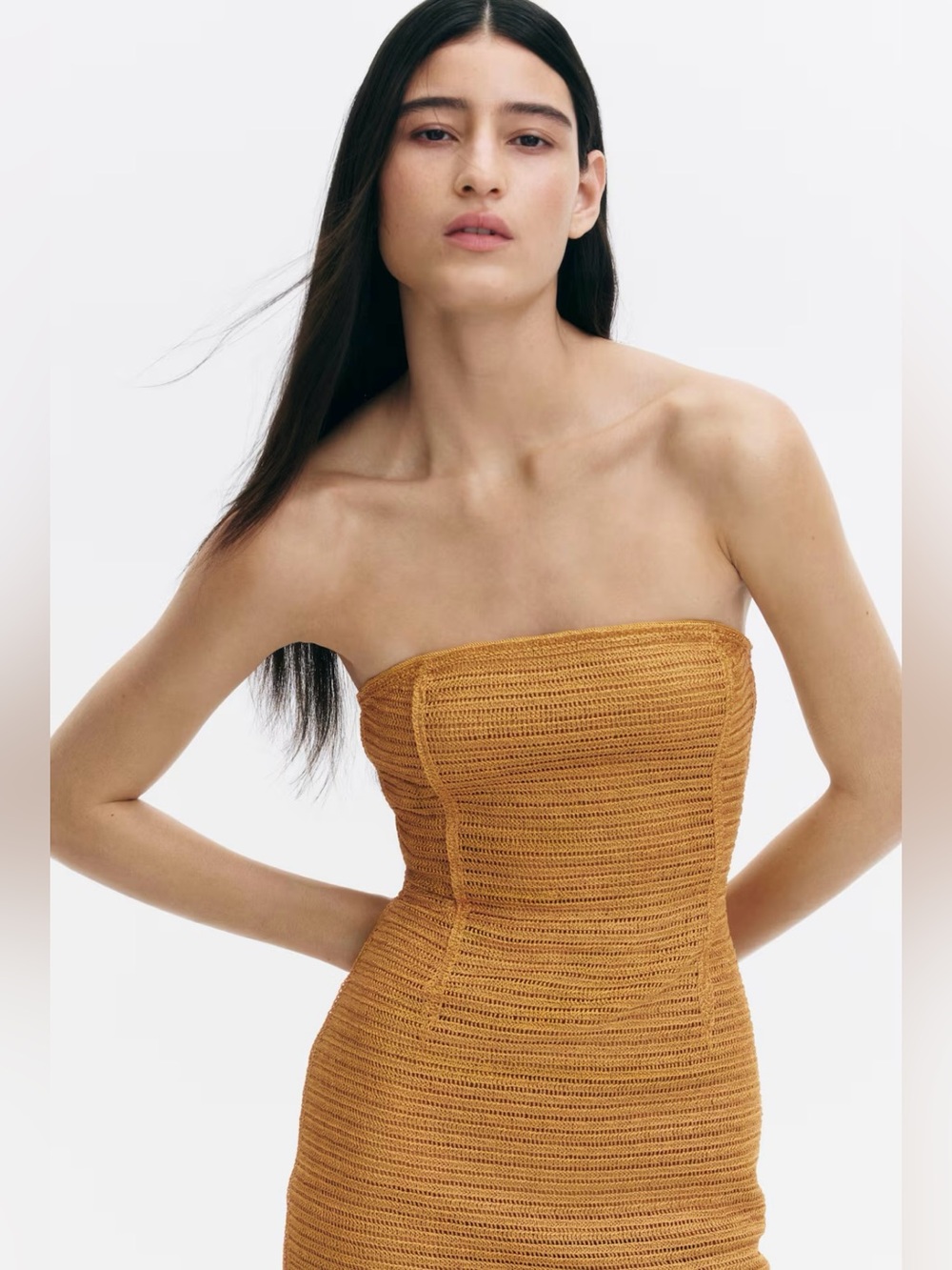 H&M COLLECTION SUMMER 2026
NWT YELLOW CROCHET-LOOK BANDEAU DRESS SIZE SMALL